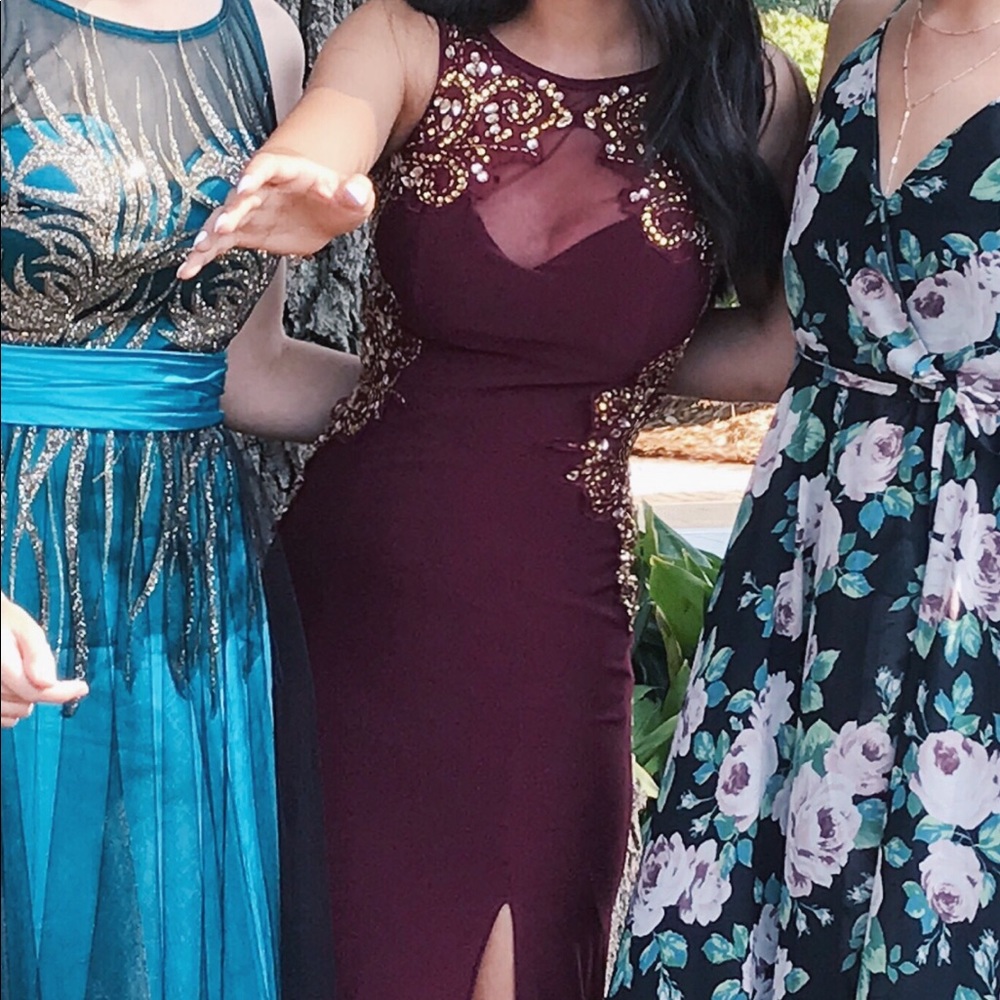 Formal dress maroon